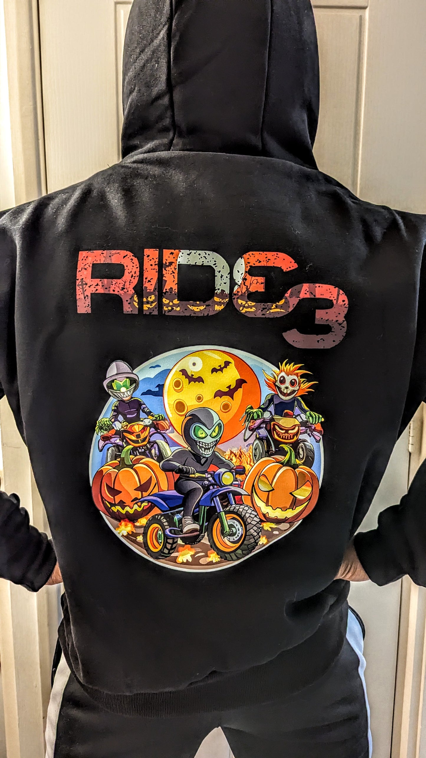 Halloween hoodie! Winter edition